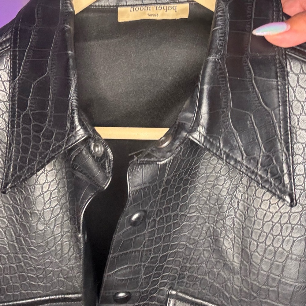 Black Crocodile Pattern Leather Jacket - image 7